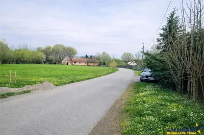 1.700mp intravilan,acces usor,intre case,ideal 2 locuinte/investitie,Lunca Calniculu - Brasov