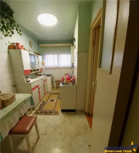 Refugiu urban,decomandat, farmec autentic,balcon spatios,Dambu Petros, Targu Mures - foto 19