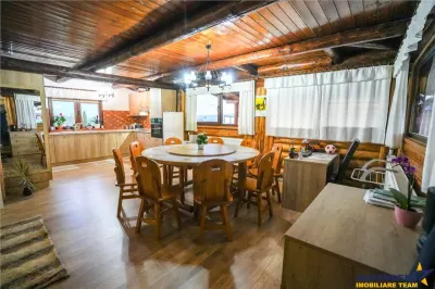 Ferma+Anexe specifice+ Constructie rezidentiala+222.000 mp domeniu - foto 2