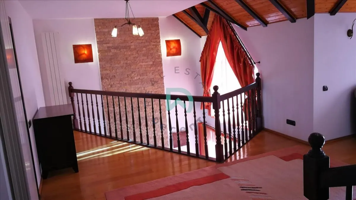 Casa de vanzare, Florilor - foto 6