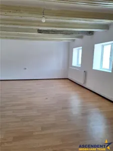 Casa de inchiriat, rezidential/ spatiu birouri, Ghimbav-Centru - foto 8