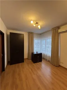 APARTAMENT DE LUX CU 3 CAMERE DE ÎNCHIRIAT ÎN ZONA UNIRII / PIATA UNIRII - foto 9