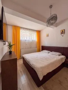 Doua camere cu terasa generoasa, loc de parcare si boxa, zona Tractoru, Imperial Residence  - Brasov