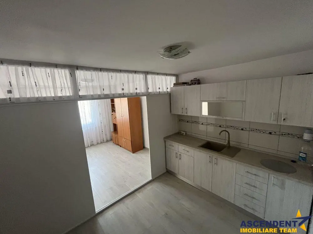 Camera de vanzare, Uzina 2, Brasov - foto 12