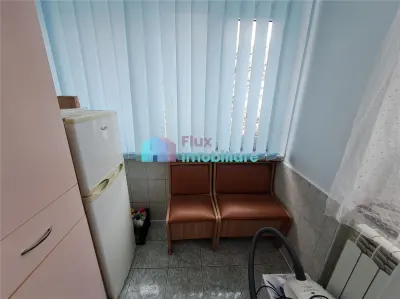 Apartament cu 2 camere zona Marasesti etaj 2 - foto 5