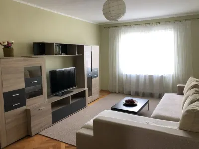 Apartament cu 3 camere, Tudor, Targu Mures - Targu Mures
