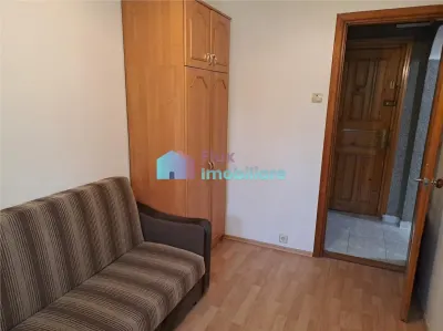 Apartament cu 3 camere semimobilat etaj 3 George Enescu - foto 7