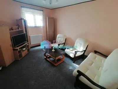 Apartament 2 camere decomandate zona centrala - foto 3