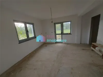 Casa cu 8450 mp teren in Solca - foto 11