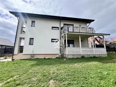 Proprietate unica cu 4 camere si 2 bai, de vanzare in Valea Adanca - Iasi