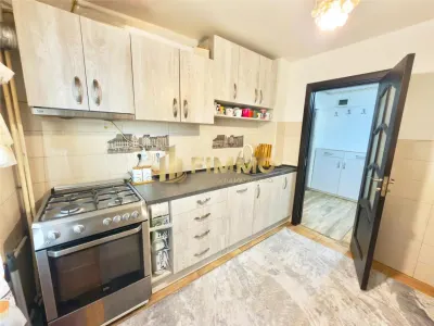 Apartament 3 camere | 2 bai | 68 mp | Zamca | ID : 1662 - foto 6