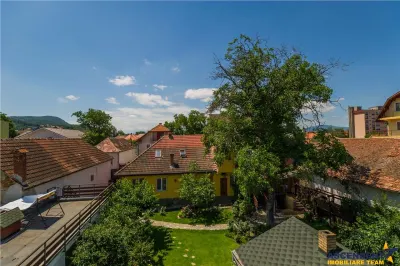 Nivel in casa, gradina, loc parcare, deschidere oportunitate personalizare, Central, Brasov - Brasov