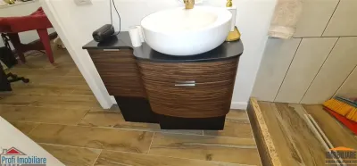 Spatiu langa Primarie pt. prestari servicii, birou, cabinet, salon - renovat - TUR VIRTUAL - foto 13