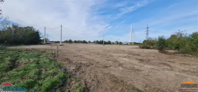 Proiect imobiliar cu PUZ la intrare pe noul Pod peste Mures in Aradul Nou - foto 4