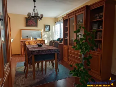Casa cu gradina, piscina  si alte facilitati, Tarlungeni, Brasov - foto 4