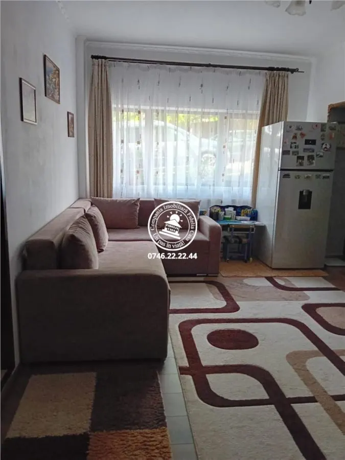 Apartament 3 camere  de vanzare  Bucium, - foto 1