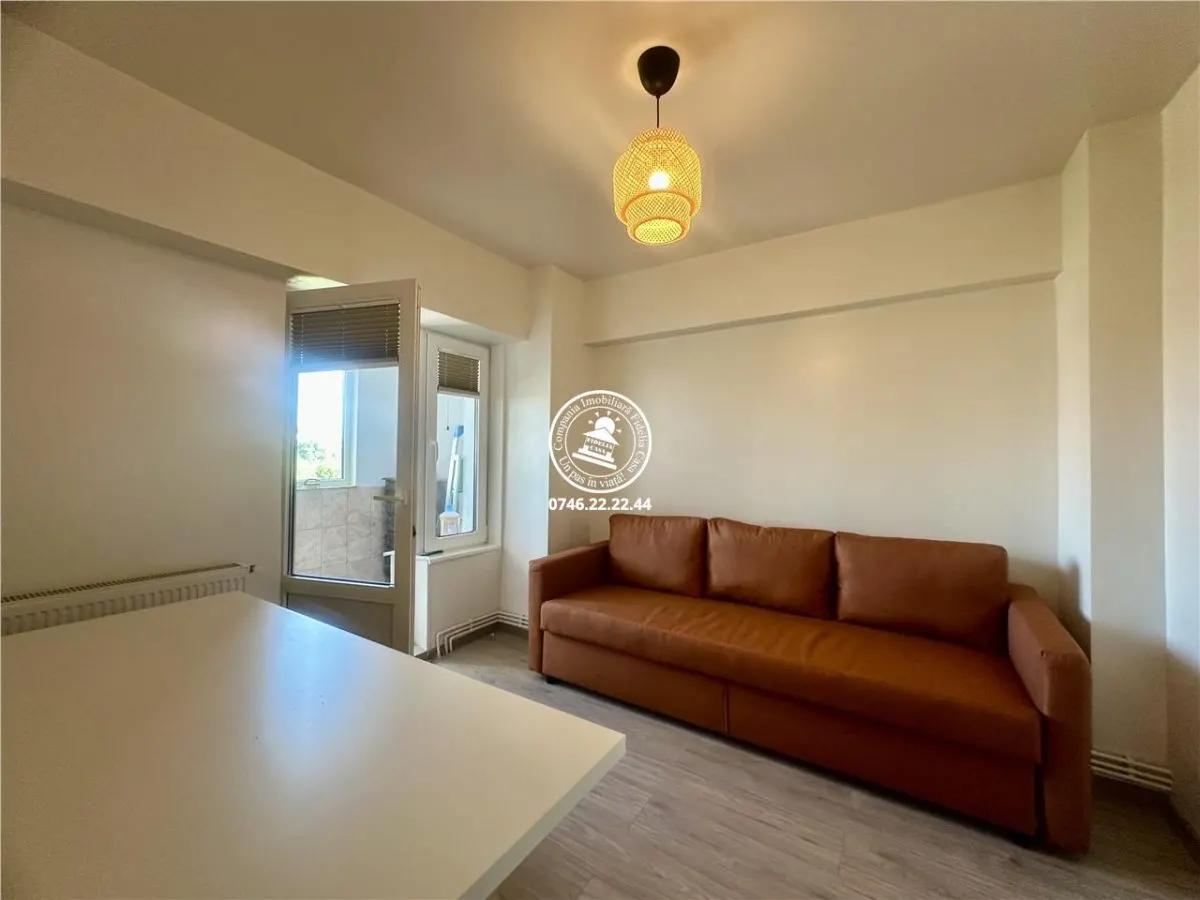 Apartament 3 camere  de inchiriat  Centru, - foto 8