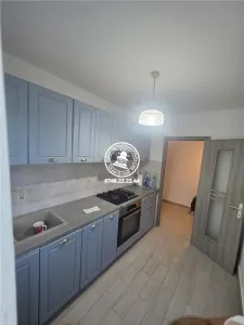Apartament 3 camere  de vanzare  Podu Ros, - Iasi