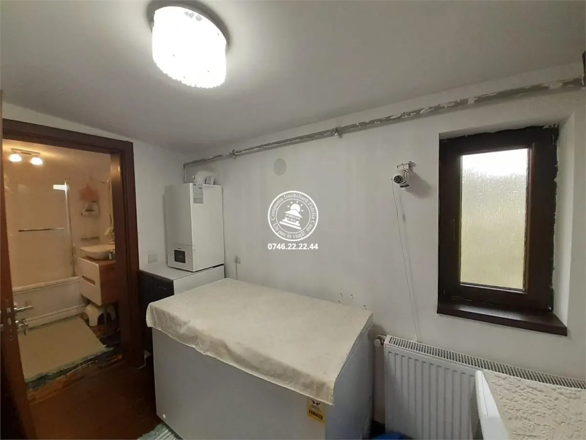 Vila  de vanzare  Breazu, - foto 16