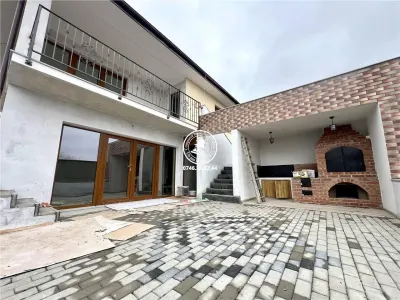 Vila cu 6 camere, de vanzare in Ciurbesti - foto 2
