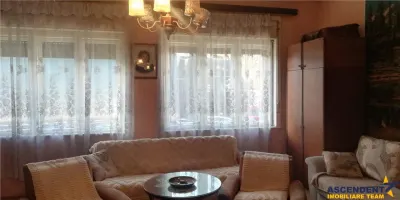 Casa cu 2 camere, curte comuna, cartier invecinat Centru -  Targu Mures. - Targu Mures