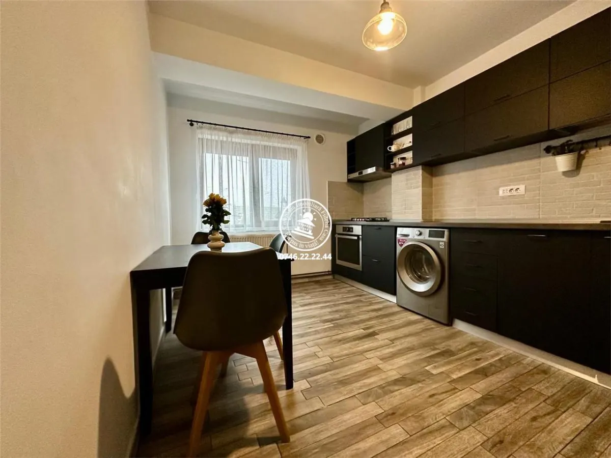 Apartament 2 camere  de vanzare  Centru, - foto 6
