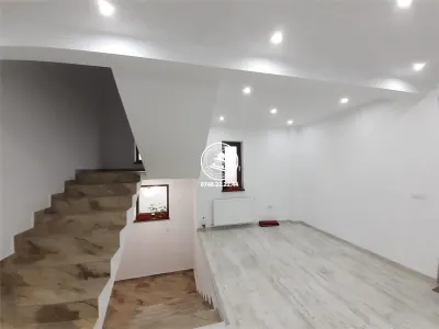 Vila  de vanzare  Breazu, - foto 20