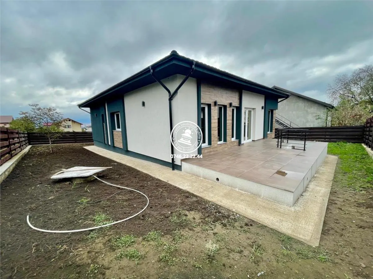 Vila  de vanzare  Miroslava, - foto 4