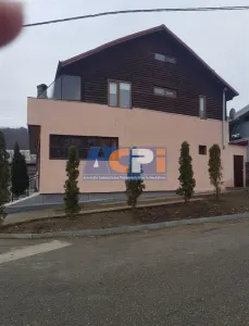 Vanzare Vila Sarata, Bacau - Bacau