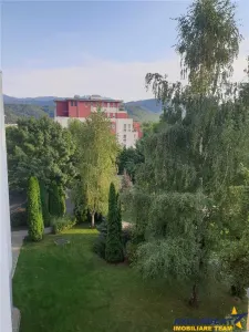 Avantgarden, Brasov - Brasov