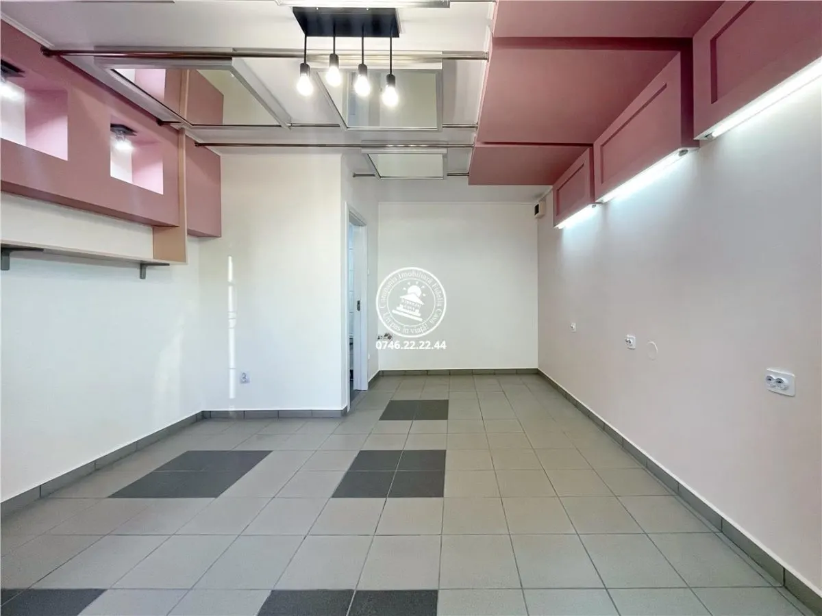 Spatiu comercial  de vanzare  Bularga Baza III, - foto 1