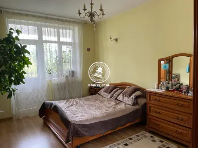 Vila  de vanzare  Sararie, - foto 7