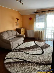 Casa ce imbina eleganta cu functionalitatea, confort pe infrastructura locala - foto 5