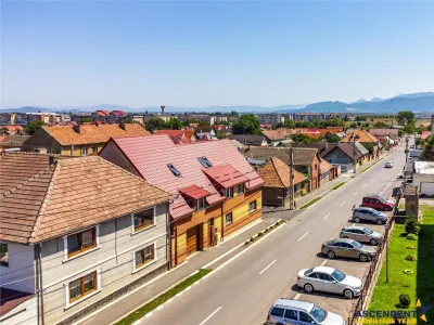 Tur Live! Oaza de liniste si confort, invecinata cu Magura Codlei,casa individuala - Brasov