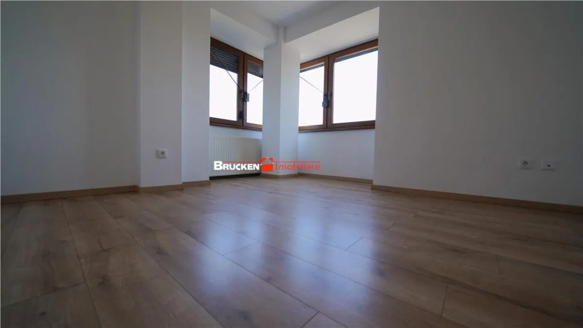 APARTAMENT SPATIOS | 4 CAMERE | CENTRU CIVIC - foto 4