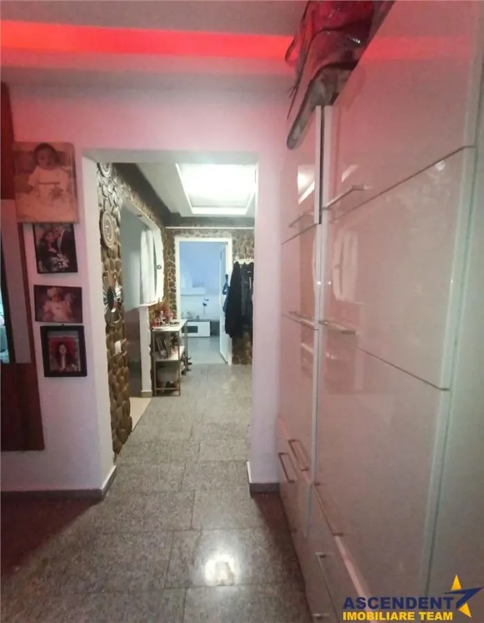 Decomandat, doua balcoane, - foto 5
