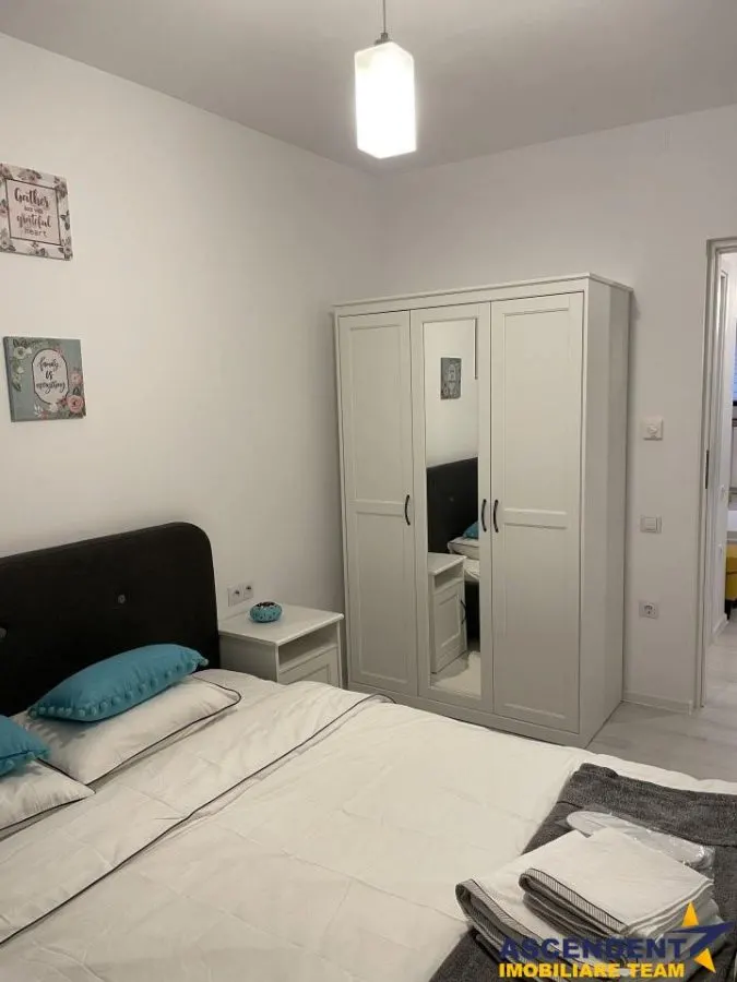 Bloc nou, sub aripa padurii, Predeal, Brasov - foto 11