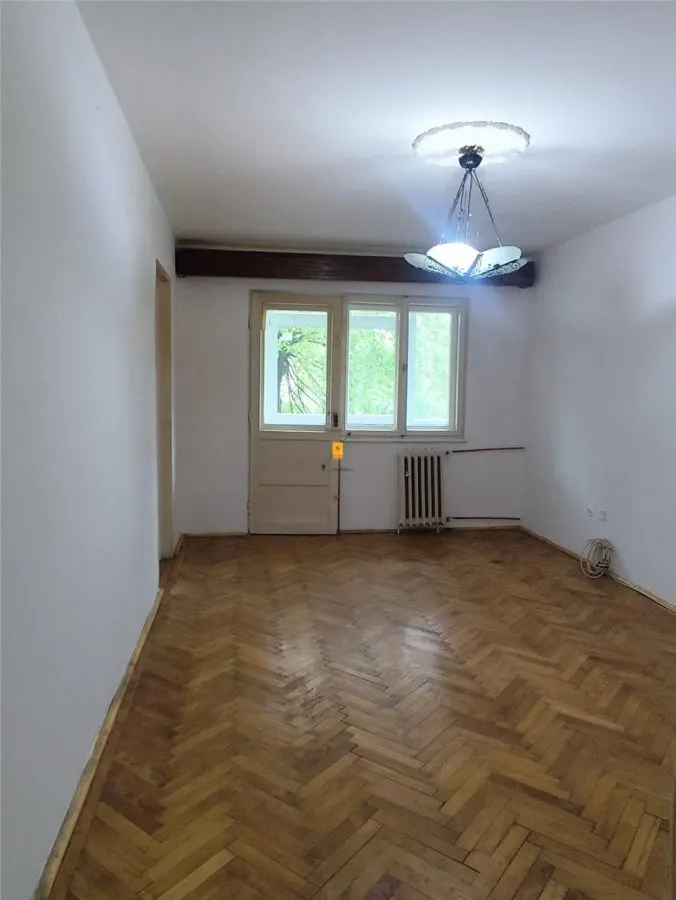 Apartament 3 camere zona Baraolt - foto 1