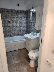 Apartament 2 camere zona Nord - foto 10