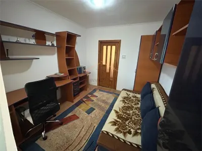 Apartament 3 camere de închiriat - foto 6