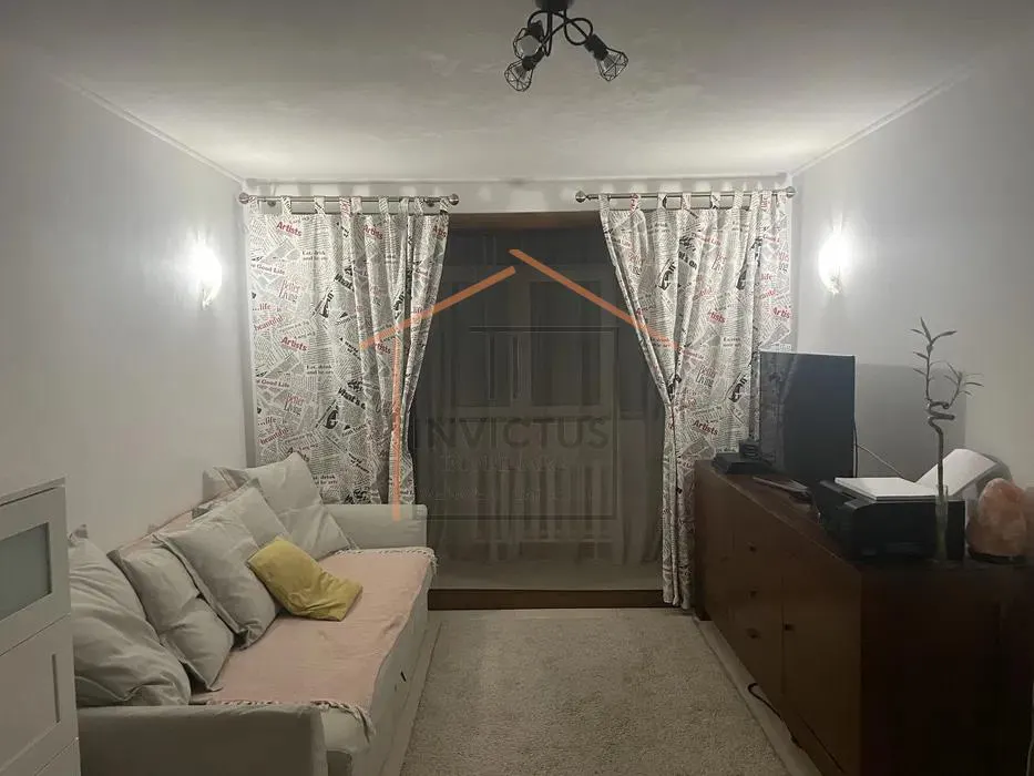 Apartament 2 camere / Renovat - foto 1