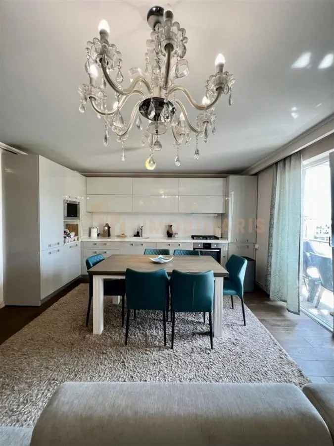 Penthouse de vanzare, zona Hotel Europa - foto 1