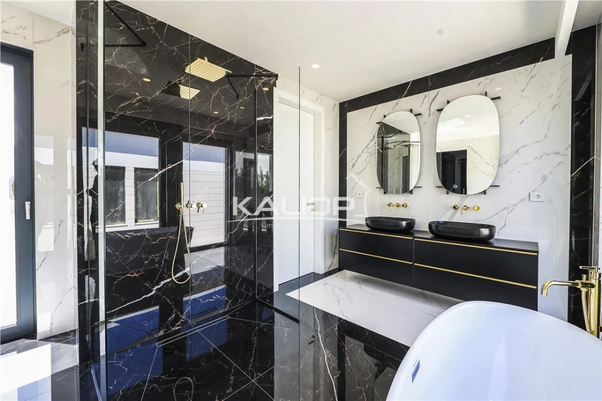 Vila de lux | acces la piscina si facilitati premium | Borhanci - foto 12