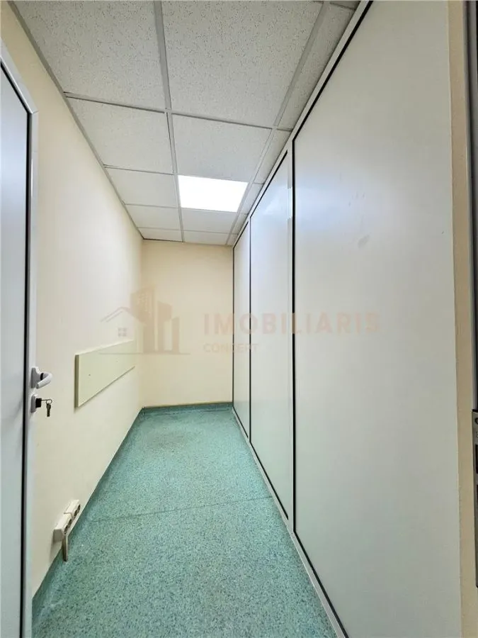 Spatiu comercial de vanzare sau inchiriere - foto 9