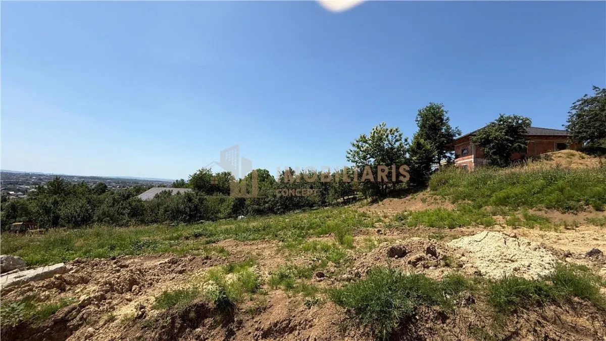 Parcele 10 si 15 ari teren intravilan, zona Grivitei - foto 3