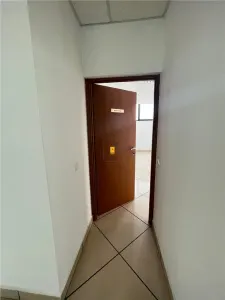 Inchiriere Showroom / Cladire Multifunctionala - foto 9