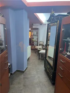 Spatiu comercial central de vanzare/de inchiriat - foto 8