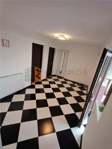 Casa tip parter zona Sapoca - foto 11