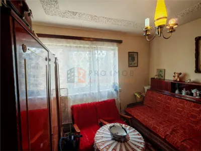 Apartament 2 camere semidecomandat zona Centru - Buzau