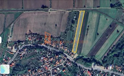 Teren intravilan in localitatea Unguriu - Unguriu